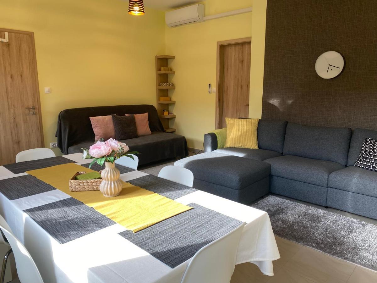 Nest1 Apartments Кестели Екстериор снимка