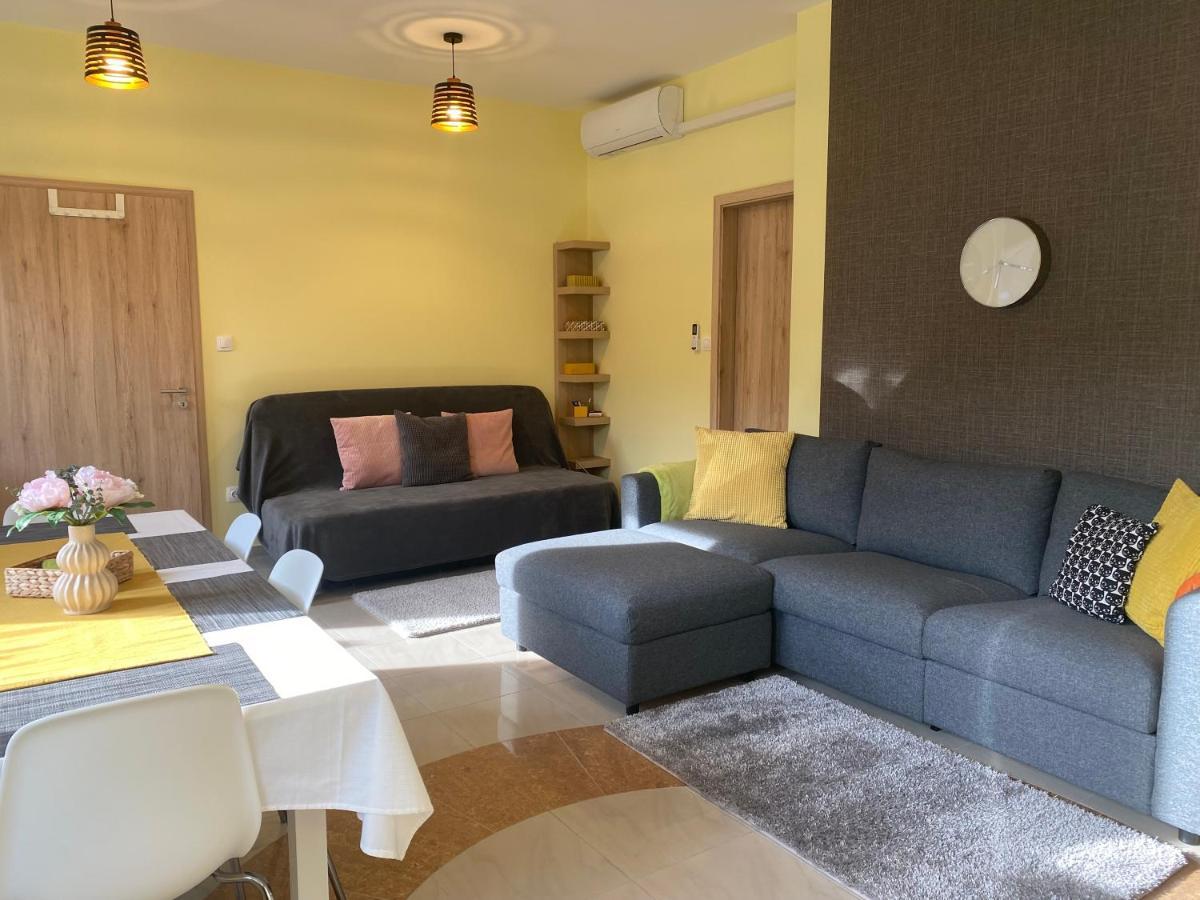 Nest1 Apartments Кестели Екстериор снимка