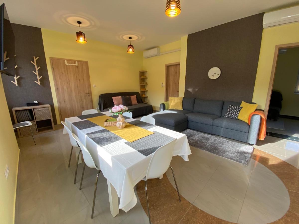 Nest1 Apartments Кестели Екстериор снимка
