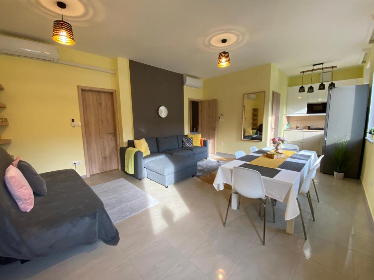 Nest1 Apartments Кестели Екстериор снимка